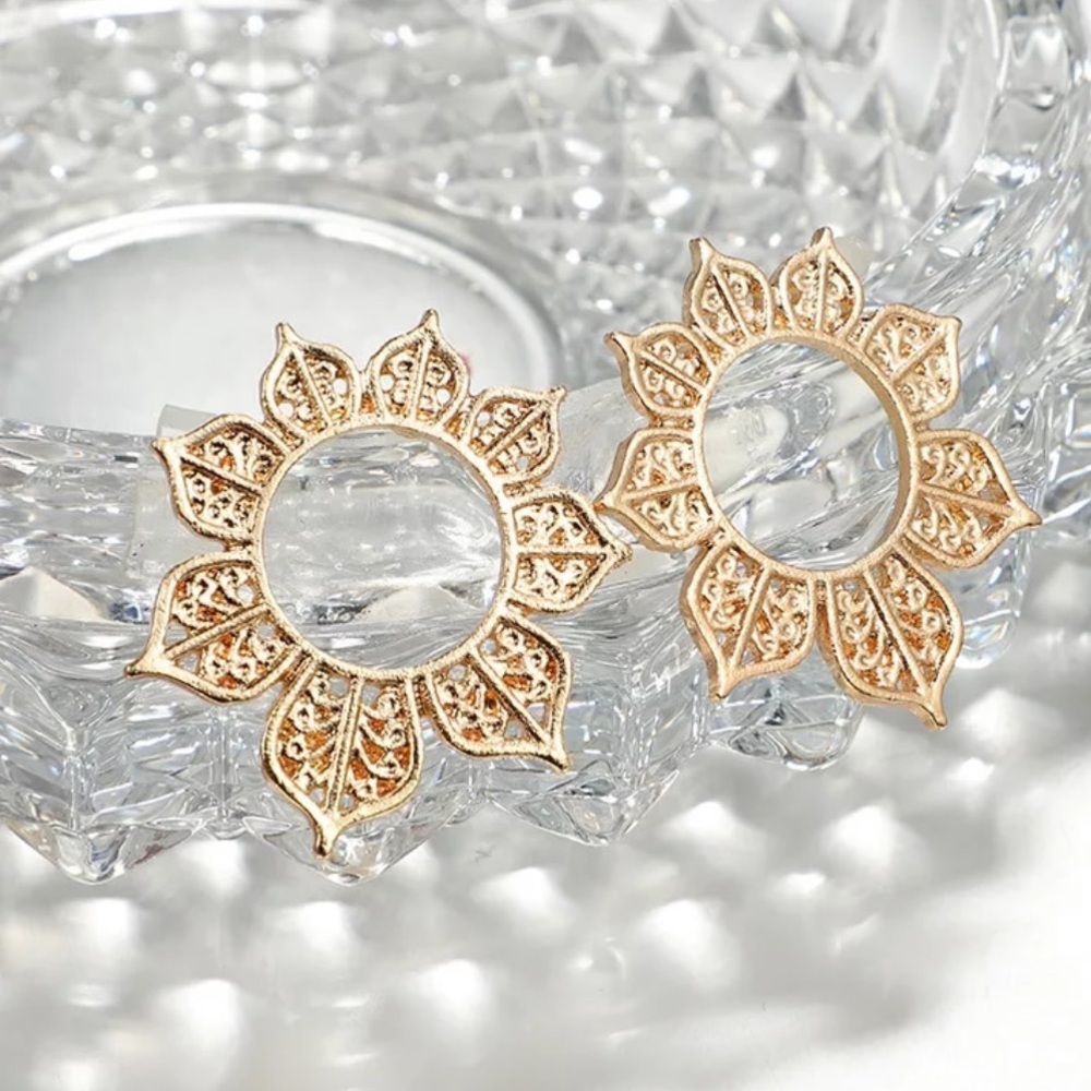 🌻 Elegant Classic Sun Flower Trendy Earrings 🌻